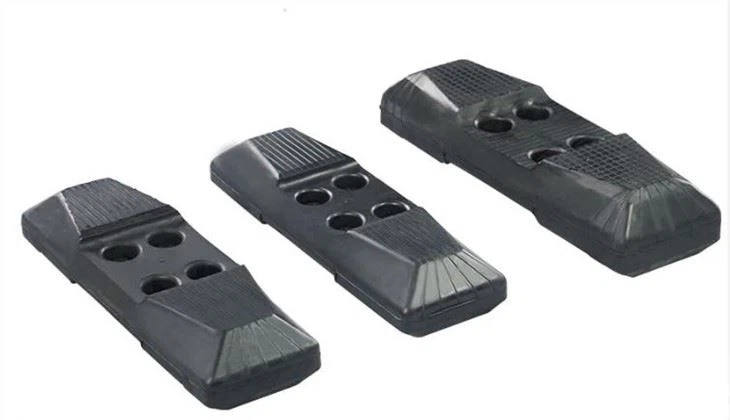 chain-on pad
